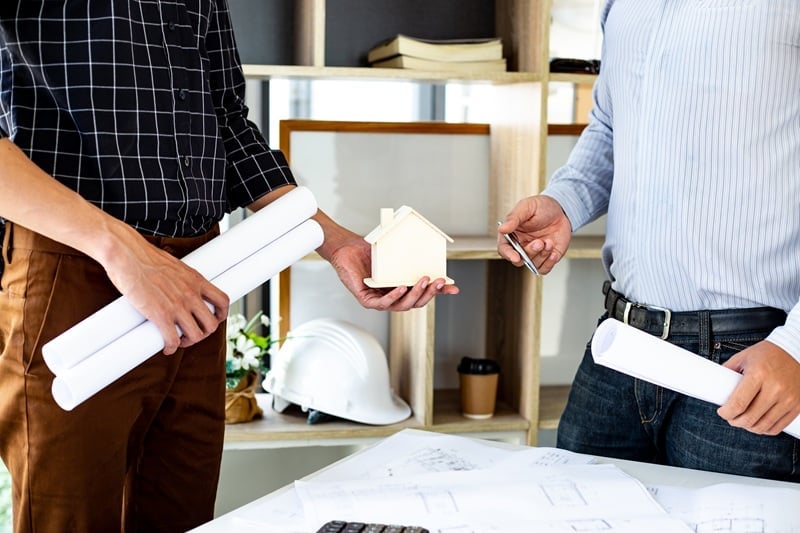 איחור במסירת דירה חדשה מקבלן | עורכת דין מור עדה